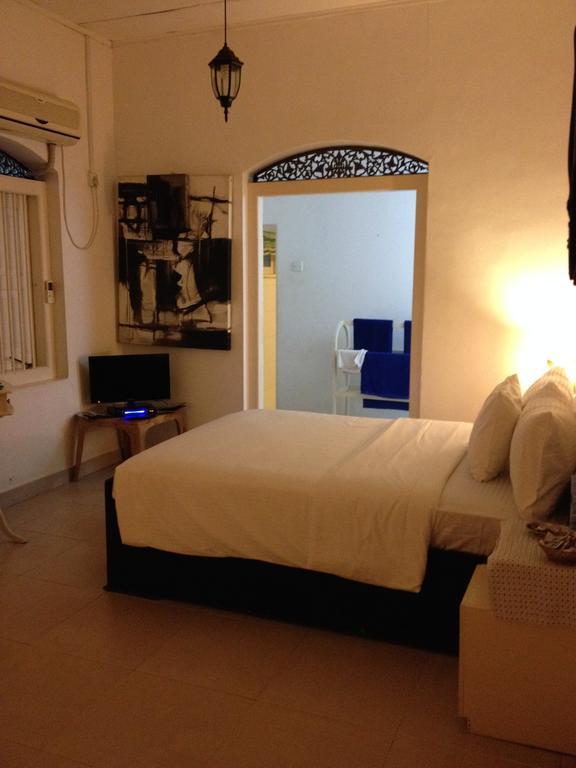 Fire Dragon Hideaway Negombo Quarto foto