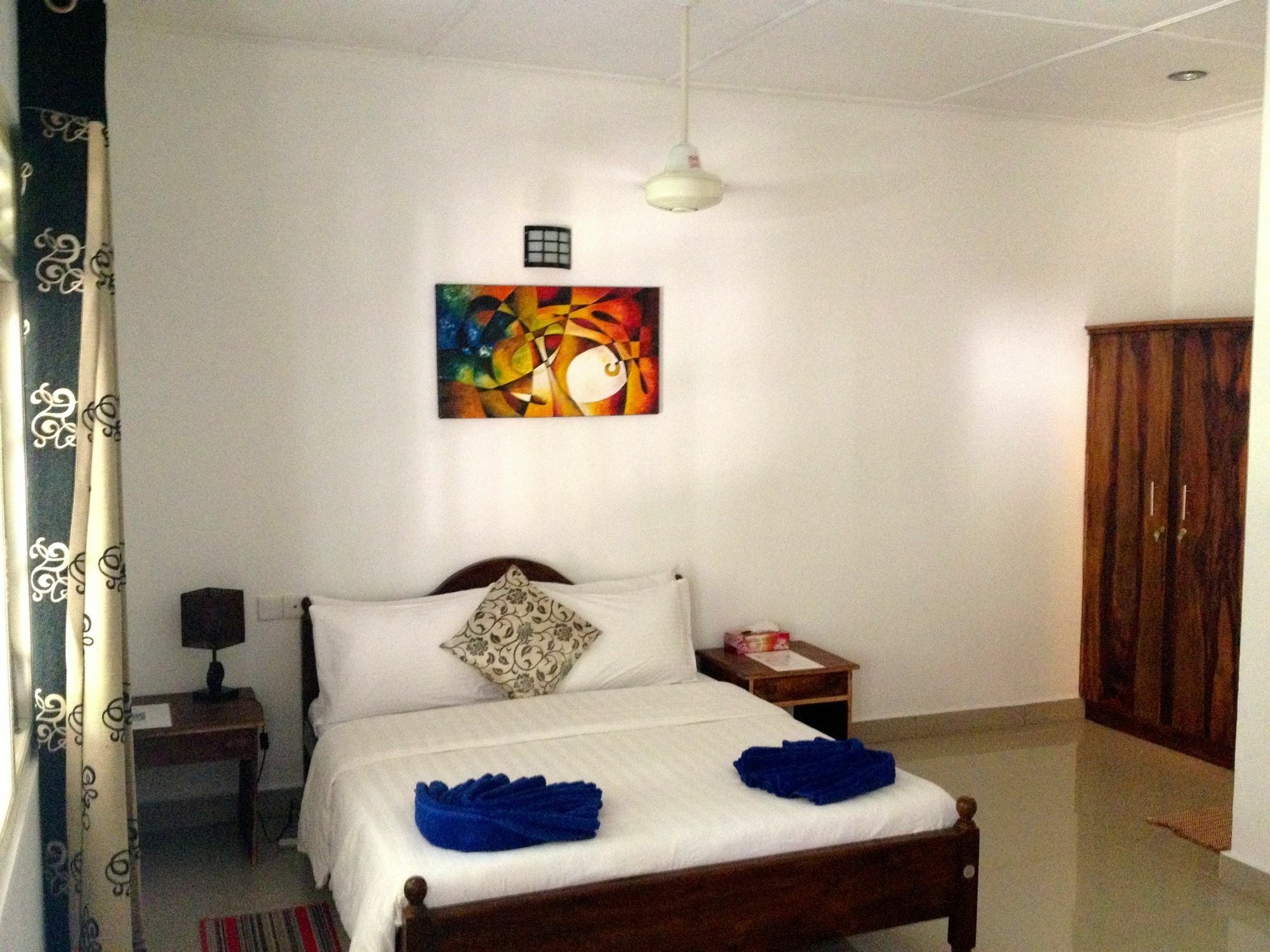 Fire Dragon Hideaway Negombo Exterior foto